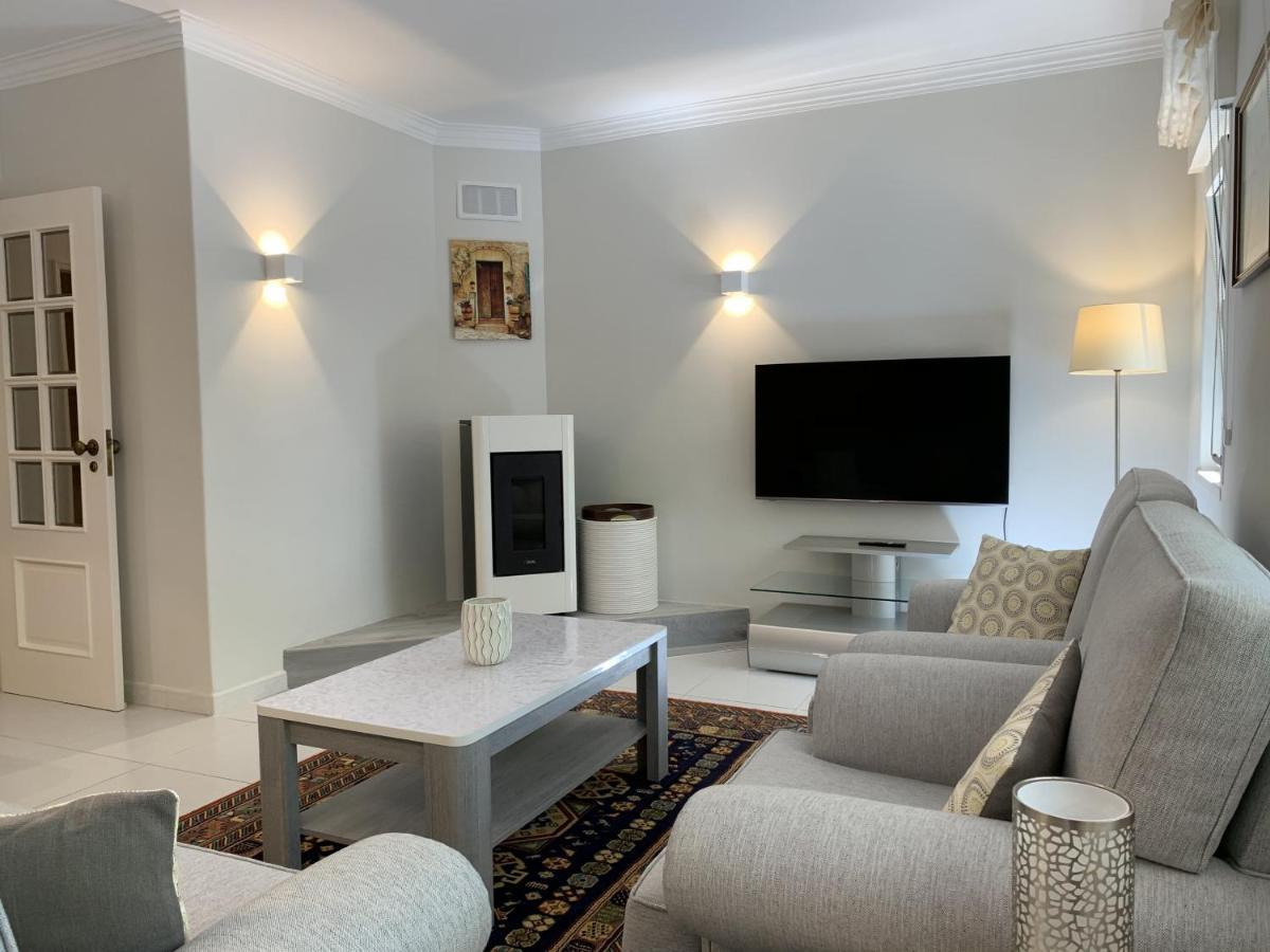 Posh Apartment In Costa Da Guia, Cascais Bagian luar foto